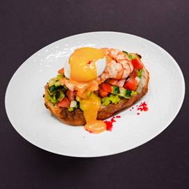 Яйцо пашот под голландским соусом с креветкой на чиабатте Яйцо пашот под голландским соусом с креветкой на чиабатте