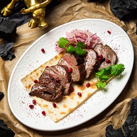 Мцвади из вырезки фермерской телятины Мцвади из вырезки фермерской телятины