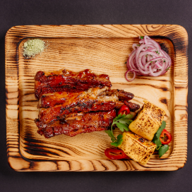 Ребра свиные BBQ с обжаренной кукурузой 